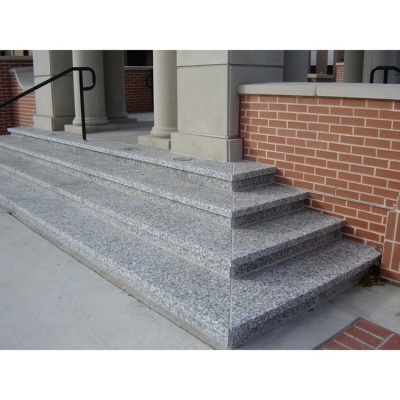 escaleras de granito