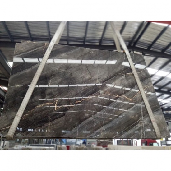 Mármol gris de 45 grados