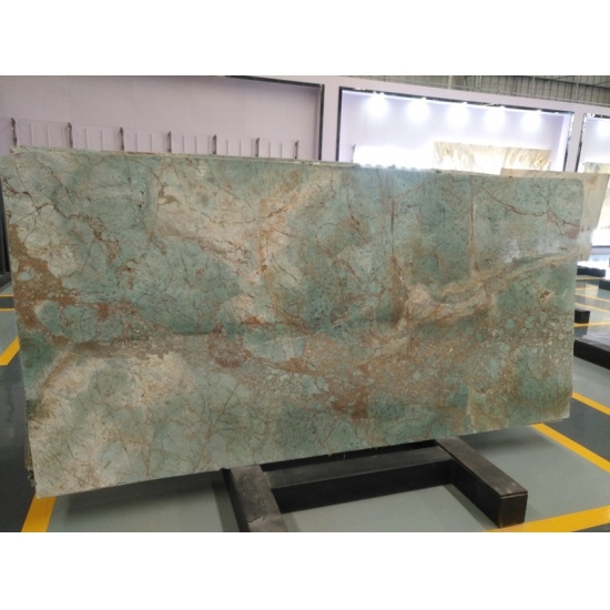 mármol verde pavo real